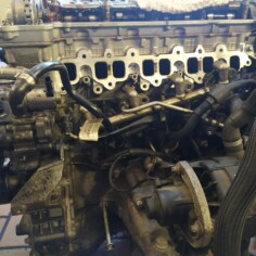 Zylinder und Kopf geprüft, geplant und aufgesetzt